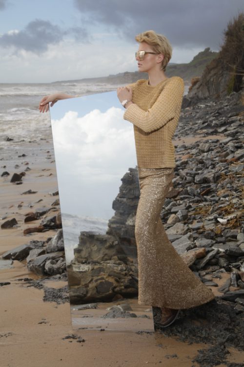 Redaktion: Petra Bäck; Styling : Petra Wiebe; Haare und Make-Up: Janine Gabelmann
Veröffentlichung nur zu redaktionellen Zwecken durch den OZ Verlag. Veröffentlichungserlaubnis der abgebildeten Personen holt der Verlag selbst ein!