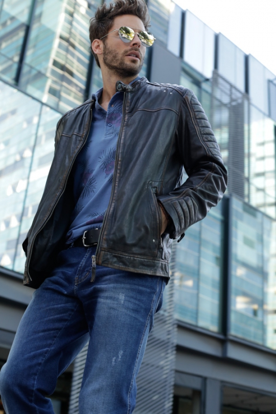 AA_53B02_4314_00X_8200802s-540x810