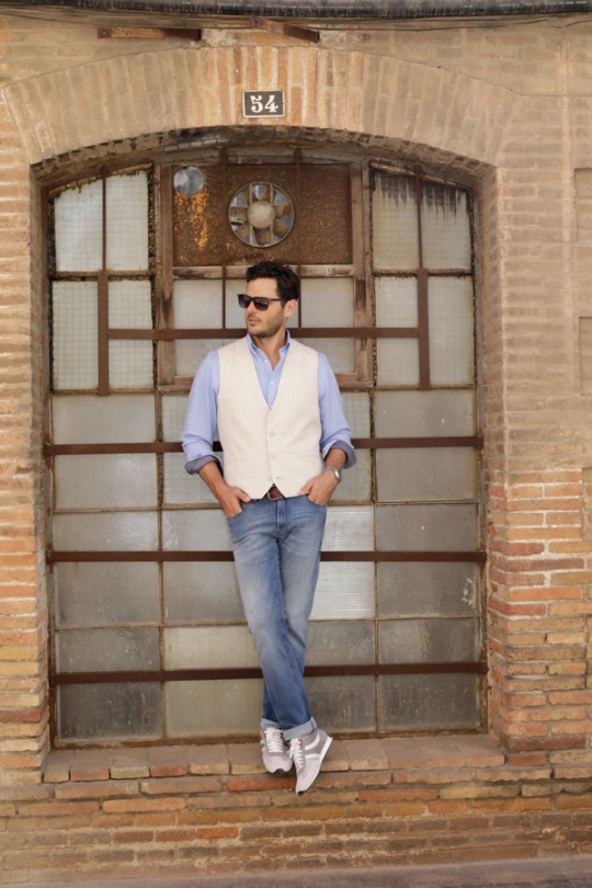 AA_53B02_4344_01X_8143450s-540x810